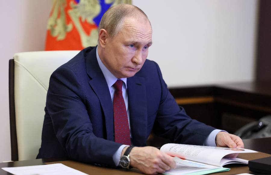 Путин счёл попыткой переложить с больной головы на здоровую слова о вине РФ в угрозе голода