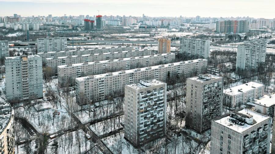 Минстрой предложил возводить школы и дома по технологии сталинок