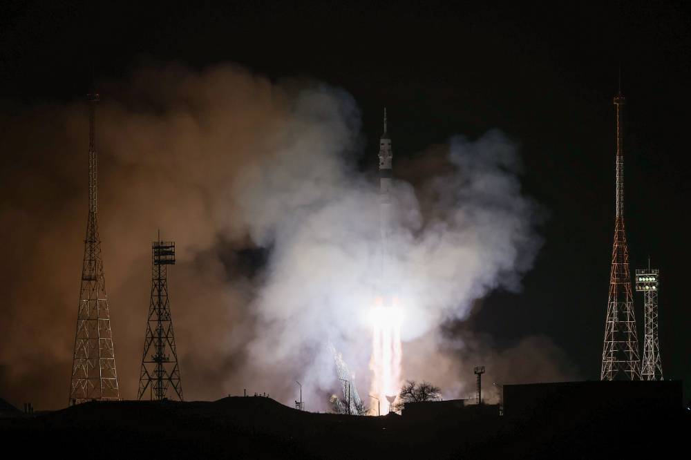 Рогозин объявил об отборе белорусских космонавтов для полёта на МКС