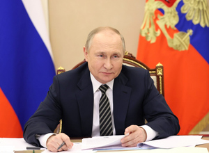 Путин призвал добиться роста доходов граждан