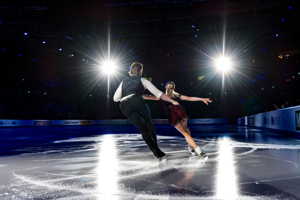 Евгения Тарасова и Владимир Морозов.  Фото © Jurij Kodrun — International Skating Union / International Skating Union via Getty Images