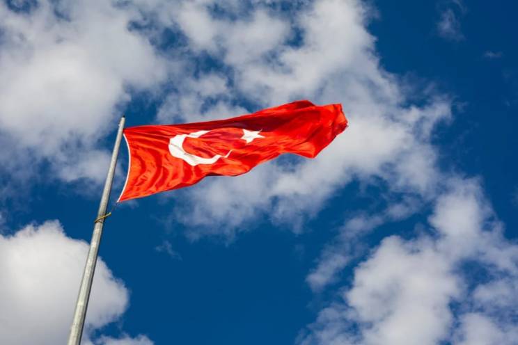 В Турции предупредили Балканы о последствиях закрытия неба для самолёта Лаврова