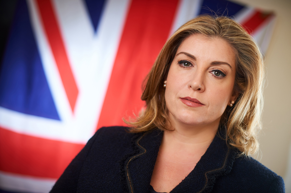 Первая в Британии женщина  министр обороны поборется за пост премьера