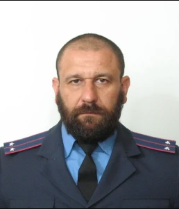 После Евромайдана бандит Онищенко примерил форму милиционера.  Фото © Volodymyrboyko.com