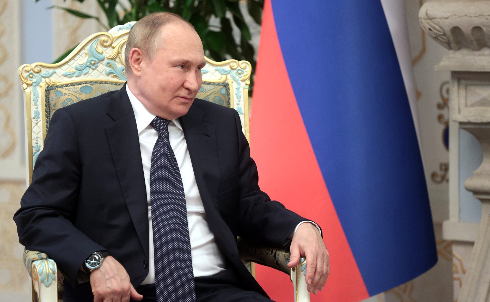 "Оказывается, Путин был прав" : Американцы поддержали Россию после признания Болтона о подготовке госпереворотов