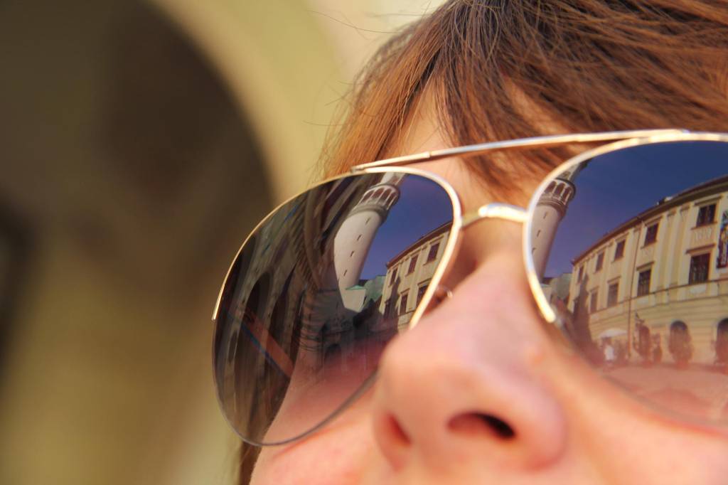 Россиянам рассказали, как правильно выбирать солнцезащитные очки
