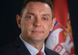 Глава МВД Сербии ответил на угрозы украинского нардепа "перевоспитать" Вучича
