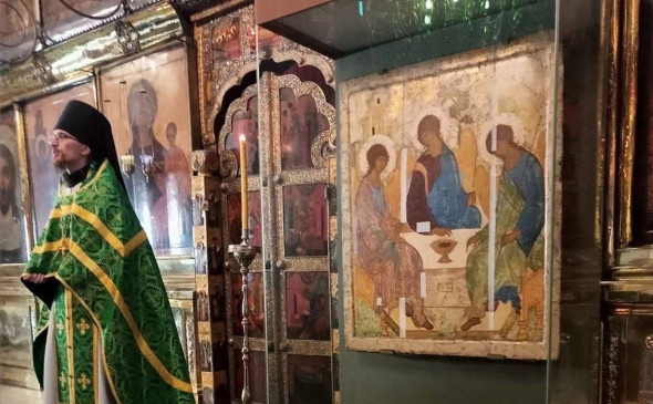 Икону Рублёва "Святая Троица" впервые привезли в Троице-Сергиеву лавру