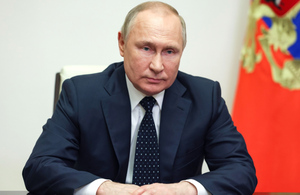 Путин: Россия не собирается опускать руки