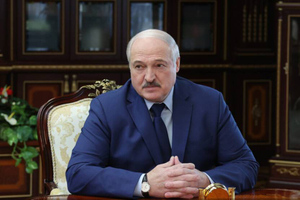 Лукашенко рассказал, на что "жадно поглядывают" западные соседи Белоруссии