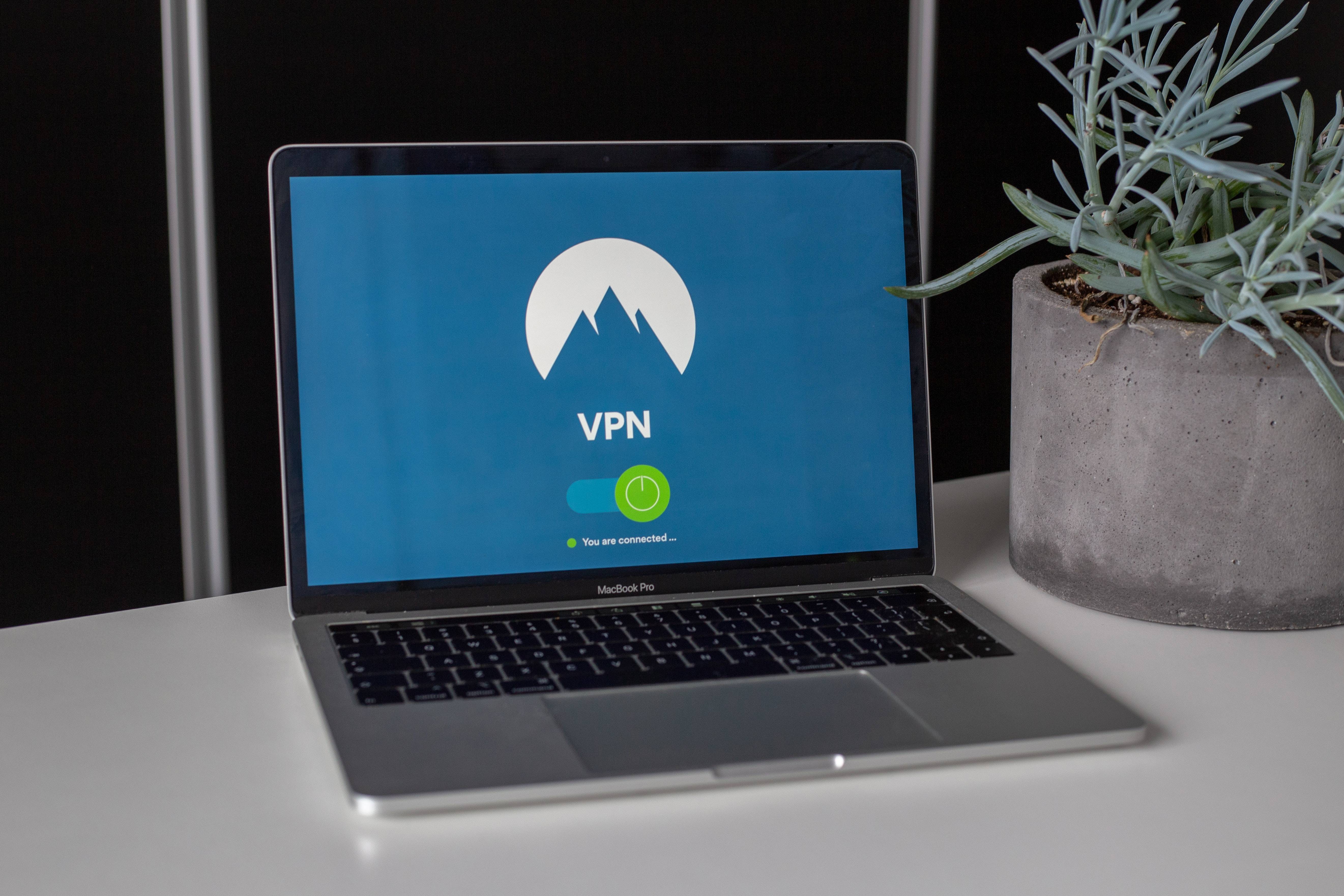 Россиянам рассказали об опасности VPN-сервисов, которые спонсируют США