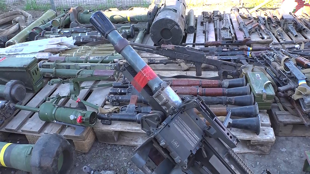 Росгвардия обнаружила в ЛНР схроны с оружием и более чем 10 тыс. боеприпасов