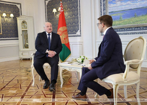 "Вам, натовцам, нужна была война": Лукашенко обвинил Запад в разжигании конфликта на Украине