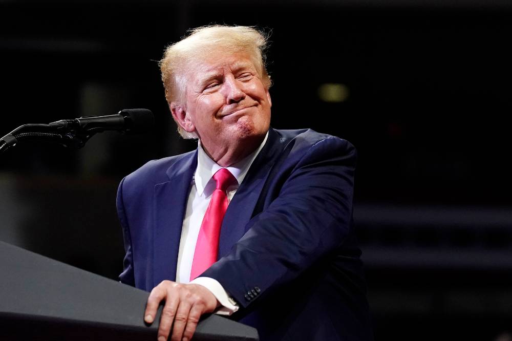 Трамп: Штаты при Байдене стали нищей страной, просящей о помощи