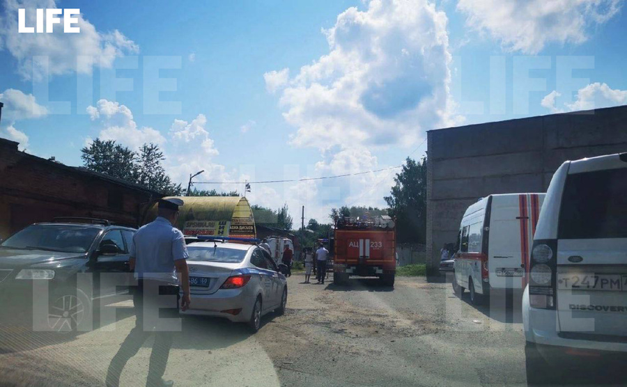Кадр с места взрыва в гаражном кооперативе в Подмосковье. Фото © LIFE