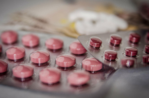 Правкомиссия поддержала инициативу ЕР об онлайн-продаже рецептурных лекарств