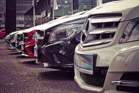 В Mercedes-Benz отчитались о миллиардных издержках из-за приостановки поставок в РФ