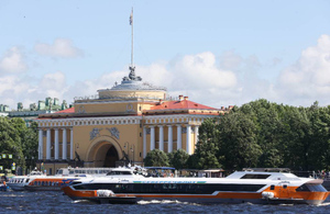 "Синички" на Москве-реке и "Водоходы" на Неве