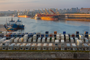 Первое судно с зерном может покинуть украинский порт уже 29 июля