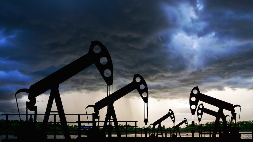 Рост цен на нефть связали с отсутствием локдаунов и антироссийскими санкциями