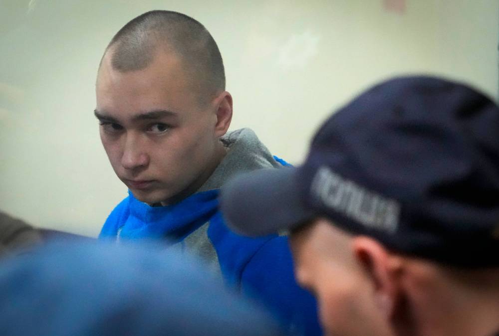Суд в Киеве отменил пожизненный приговор российскому военному Шишимарину