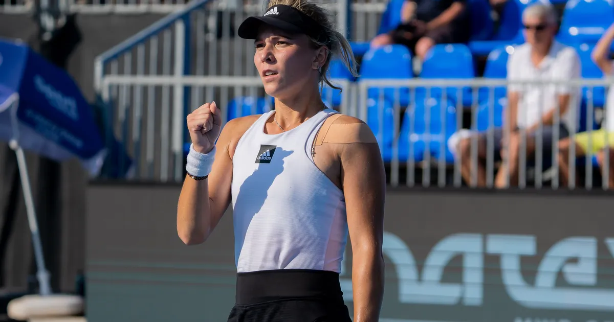 Селехметева проиграла Боузковой в четвертьфинале теннисного турнира в Праге