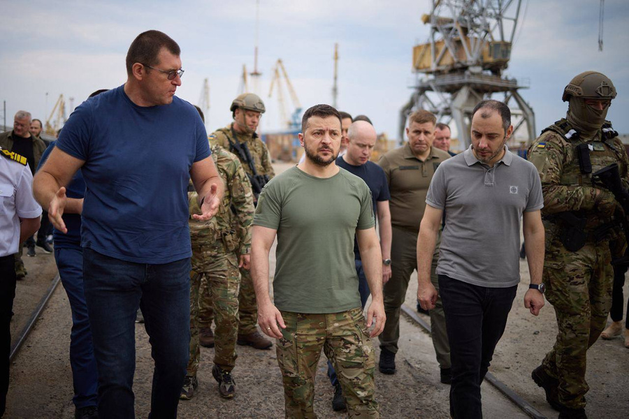 Зеленский прибыл в Одессу. Фото © t.me / "Политика страны"
