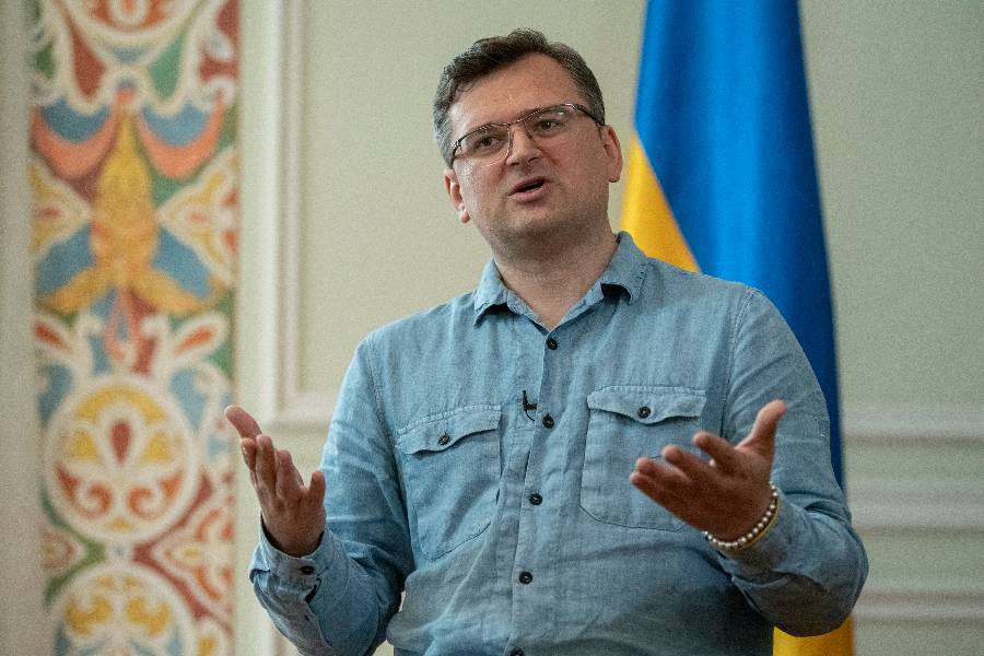 Кулеба пожаловался на зуд у западных партнёров на тему России