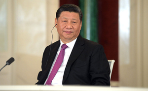 Си Цзиньпин поручил усилить армию Китая кадрами "новой эпохи"