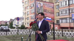 В Элисте открыли бульвар Александра Захарченко и высадили там розы