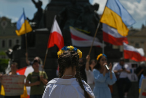 Более половины прибывших в Польшу украинских беженцев покинули страну