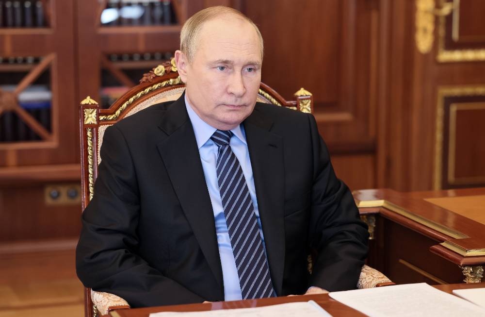 Путин подписал указ о репатриации валюты резидентами