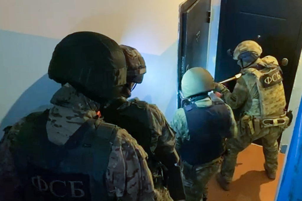 ТАСС: В Петербурге проходят обыски у начальника управления ГИБДД