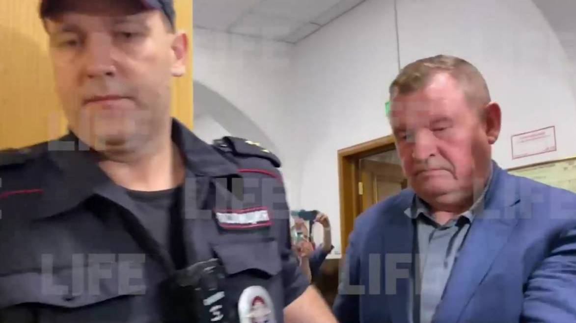 Суд в Москве арестовал трёх генералов МВД за злоупотребление полномочиями