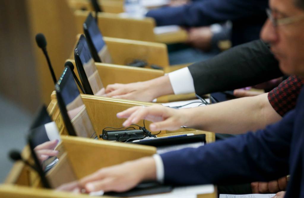 Маткапитал в России предложили использовать на лечение матери