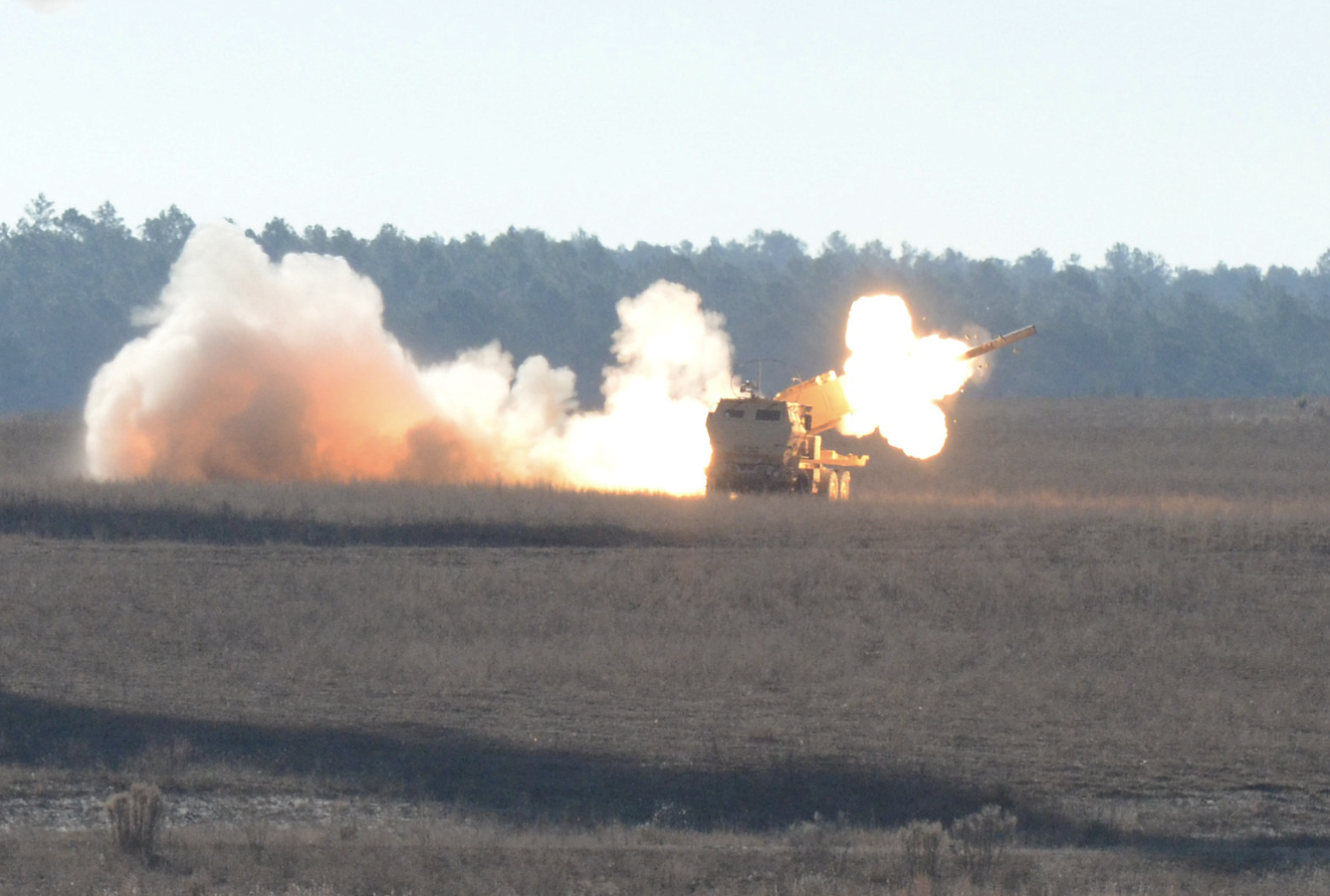 Две американские установки HIMARS уничтожены высокоточными ракетами в ходе спецоперации на Украине