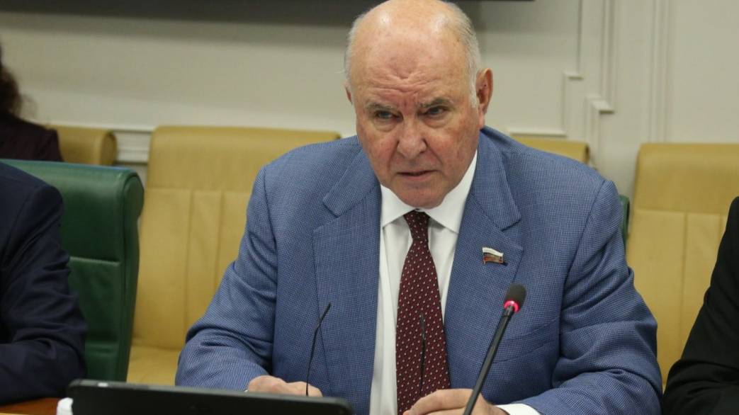 Перед кем выслуживаетесь: В Совфеде указали на потерю Болгарией здравого смысла из-за блокировки счетов РФ