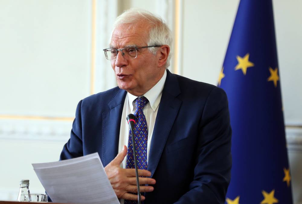 Боррель: Санкции против РФ мешают ей добывать нефть и делать Искандеры