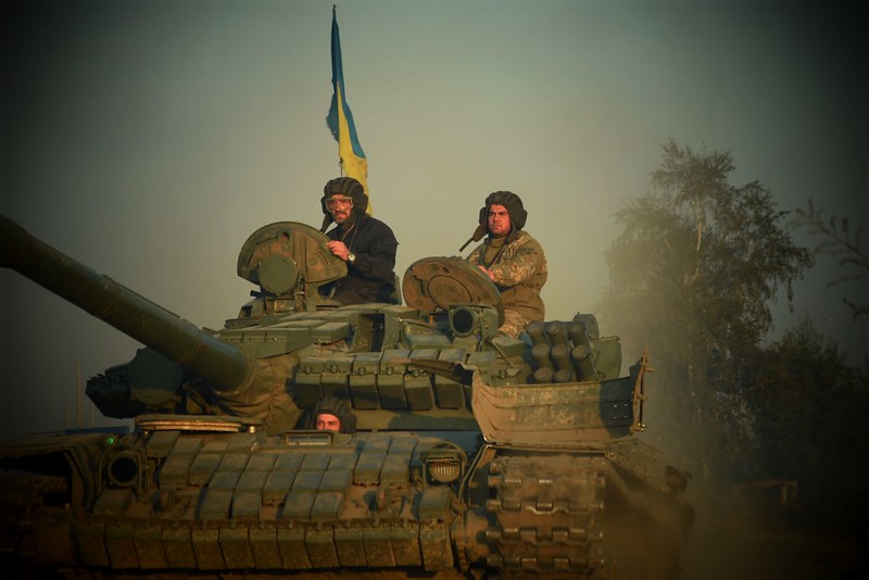 Киев тайком хоронит солдат из-за огромных потерь, заявили в Херсоне