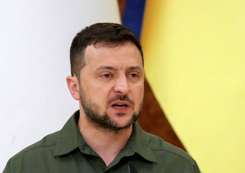 The Telegraph связал нападки Зеленского на главкома ВСУ с неудачами на фронте