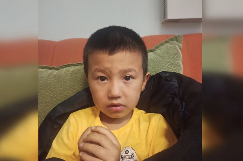 В Екатеринбурге на улице нашли трёхлетнего мальчика