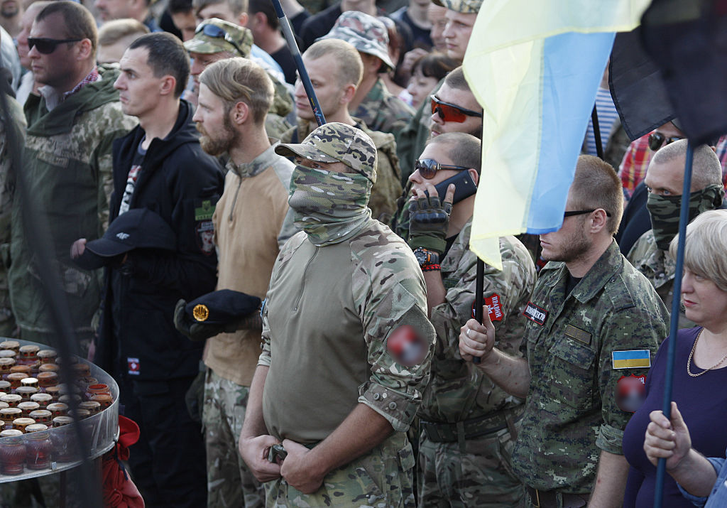 Члены и сторонники политической партии "Правый сектор" на митинге на Майдане Незалежности в Киеве. Фото © Getty Images / NurPhoto