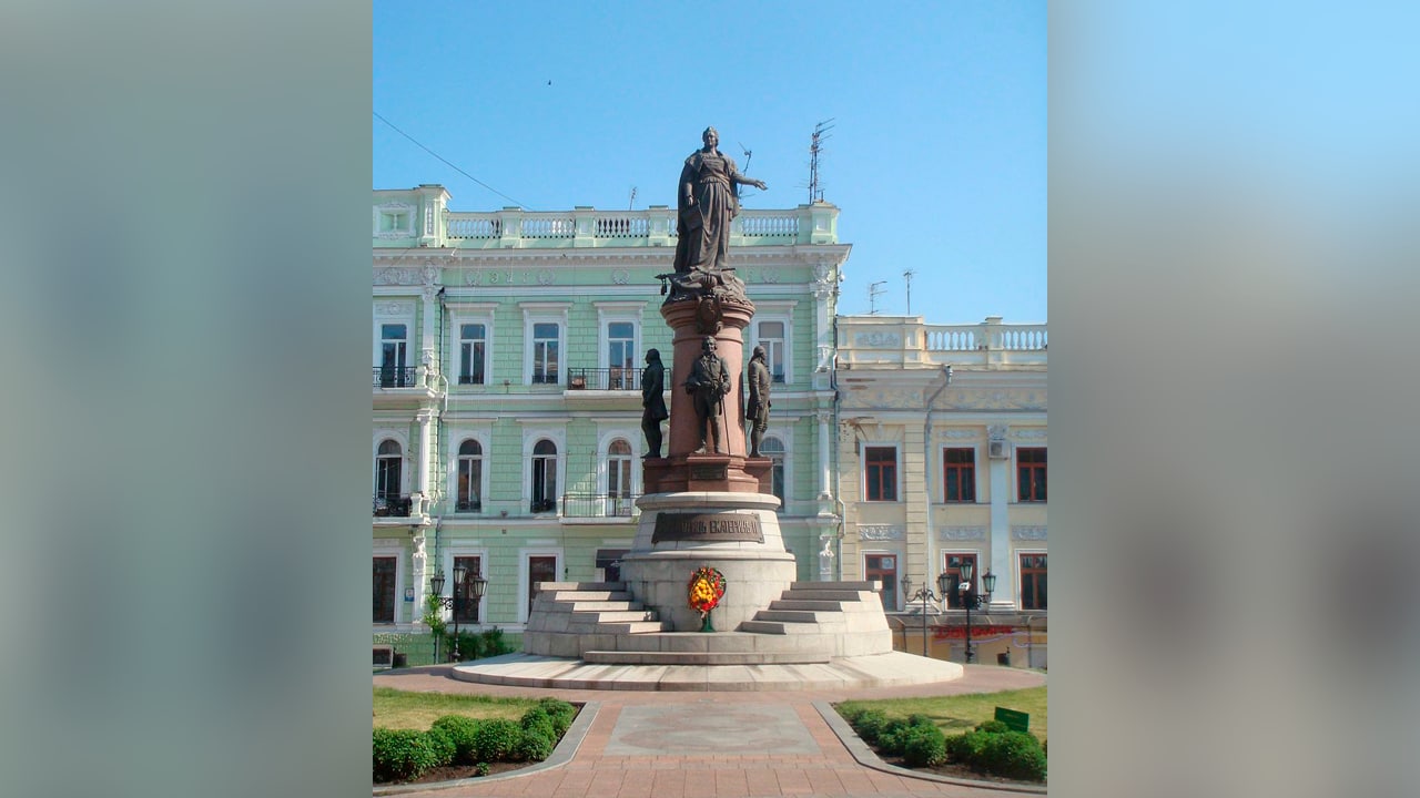 Власти Одесской области не увидели препятствий для сноса памятника Екатерине II