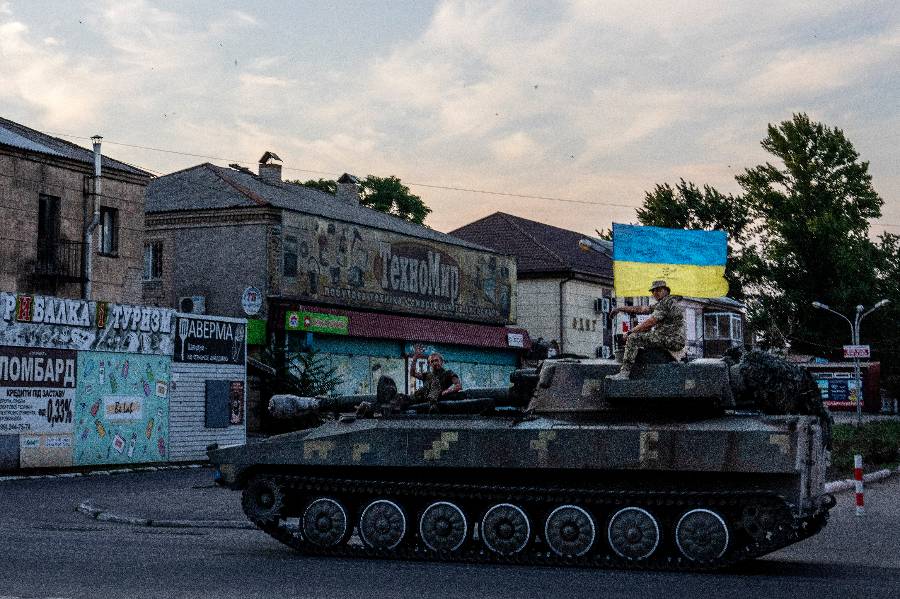 Худший сценарий: В Европе рассказали, что может отвлечь США от Украины