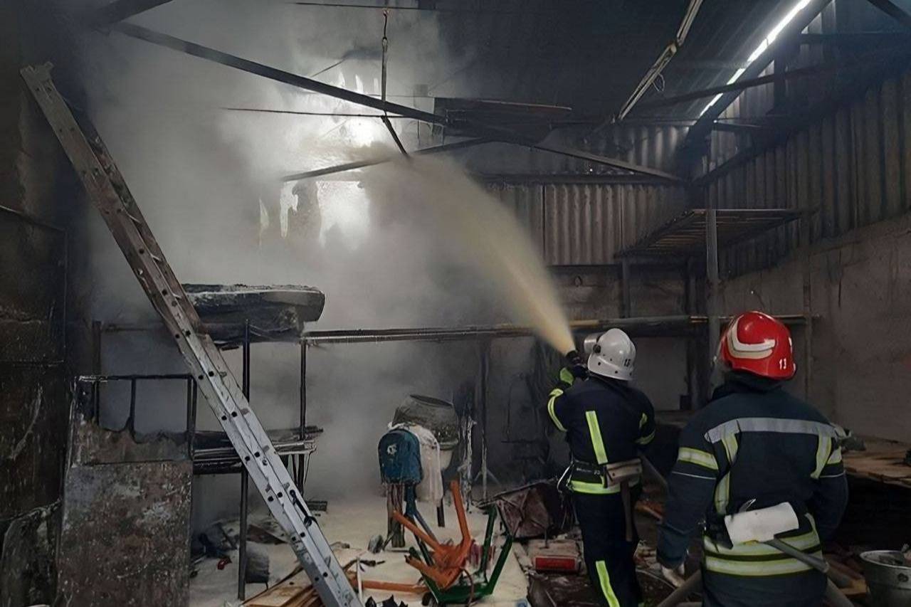 Опубликованы фото последствий удара ВСУ по пожарной части вблизи Запорожской АЭС