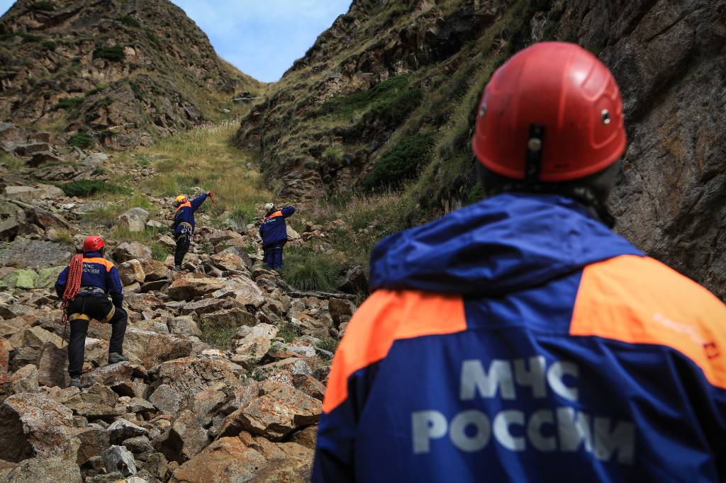Пятеро туристов подали сигнал о помощи в горах Кабардино-Балкарии