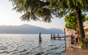 Озеро Гарда в Италии из-за засухи обмелело почти до исторического уровня