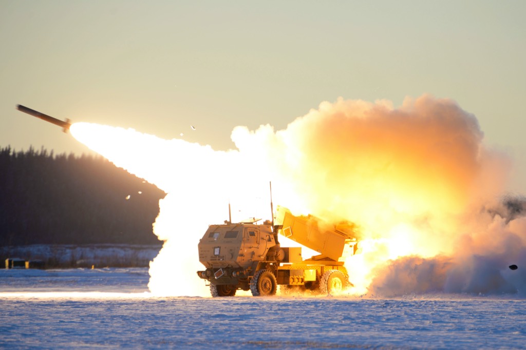 Эксперт заявил, что ВСУ подставили США ударами из HIMARS по Запорожской АЭС