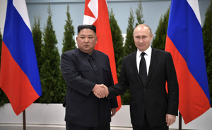 Ким Чен Ын приехал на публичное мероприятие на подаренном Путиным "Аурусе"