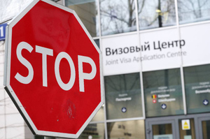 Русофобская ревизия: К чему приведёт Европу запрет виз для россиян и кто от этого выиграет